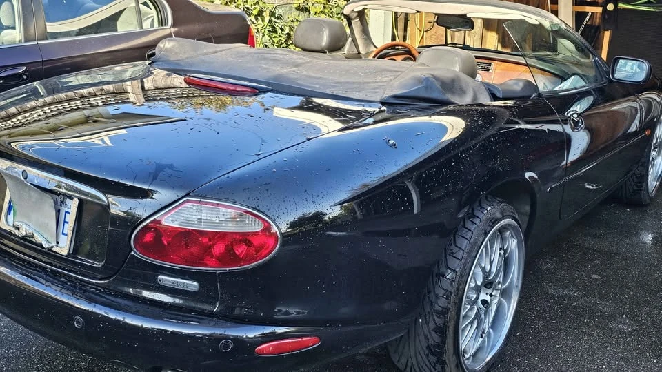 2003 Jaguar X100 XK8 - Image 2 of 8