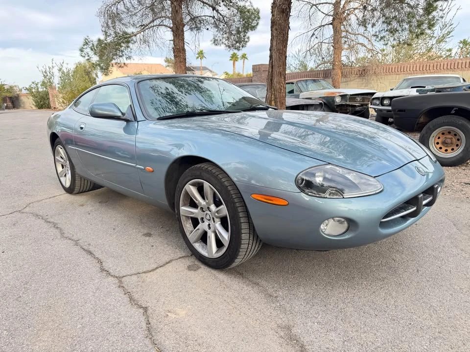 2003 Jaguar X100 XK8 - Image 3 of 11