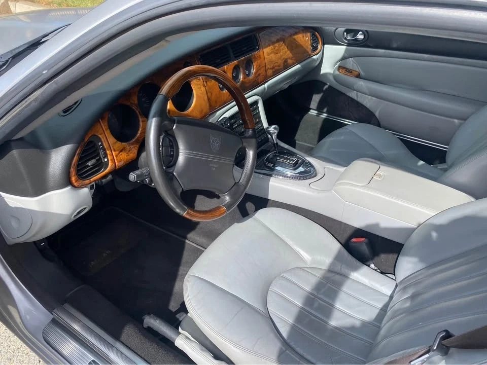 2003 Jaguar X100 XK8 - Image 7 of 16