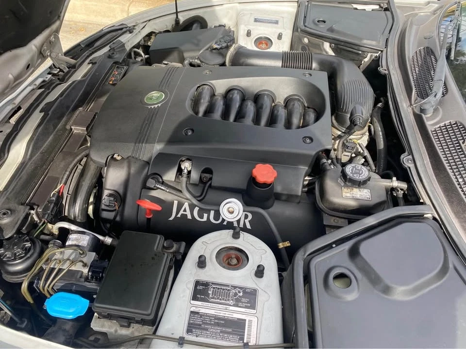 2003 Jaguar X100 XK8 - Image 15 of 16