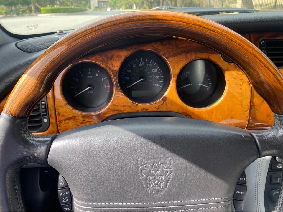 2003 Jaguar X100 XK8 - Image 11 of 16