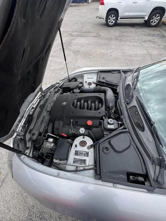2003 Jaguar X100 XK8 - Image 10 of 10