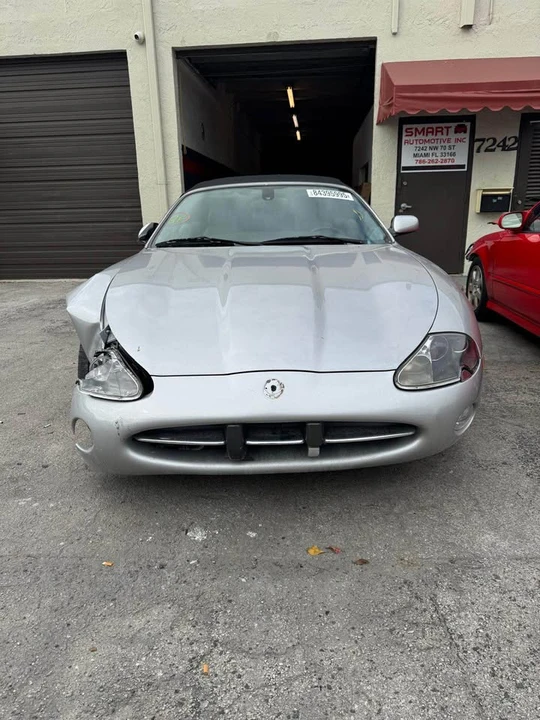 2003 Jaguar X100 XK8 - Image 5 of 10