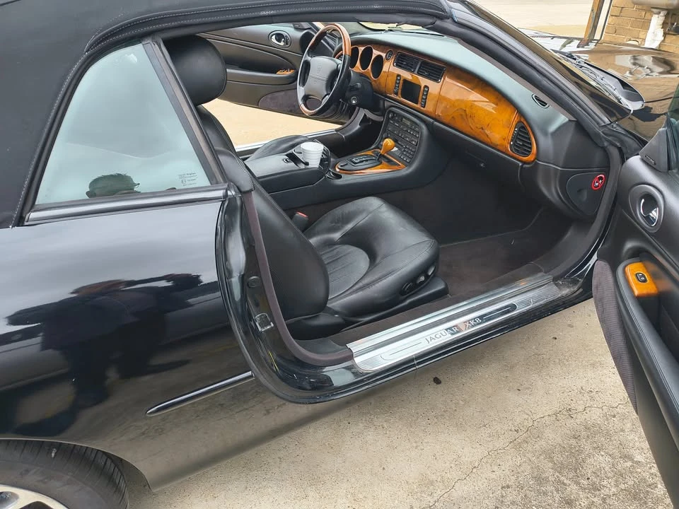 2003 Jaguar X100 XK8 - Image 9 of 16