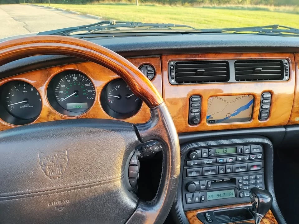 2003 Jaguar X100 XKR - Image 9 of 17