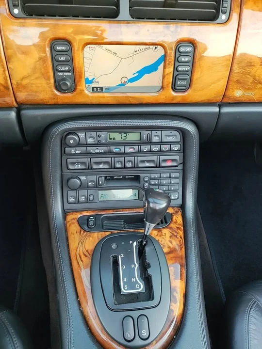 2003 Jaguar X100 XKR - Image 10 of 17