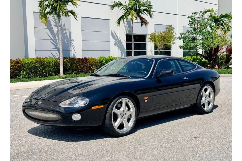 2003 Jaguar X100 XKR - Image 3 of 19