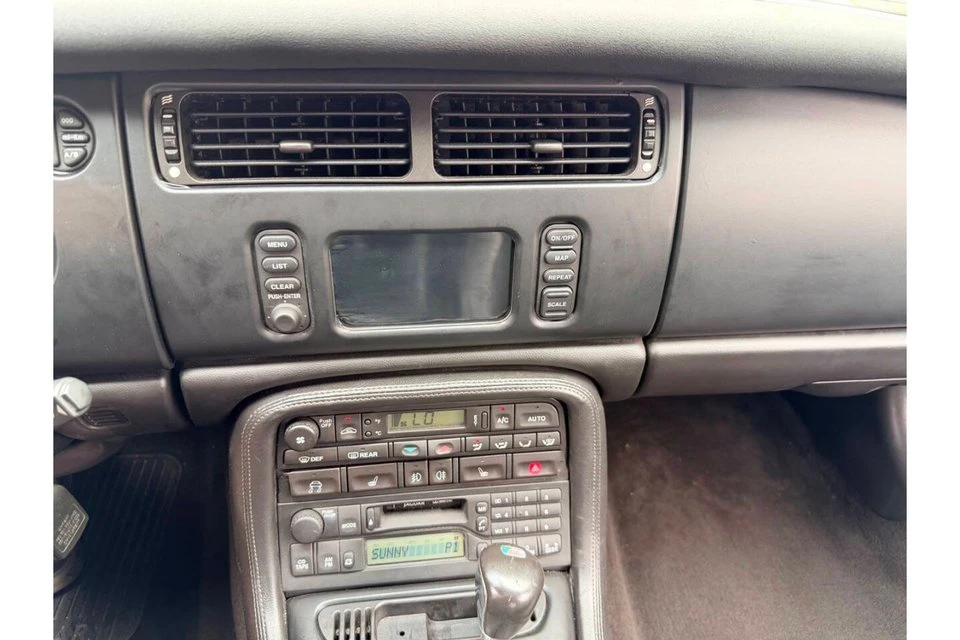 2003 Jaguar X100 XKR - Image 18 of 19