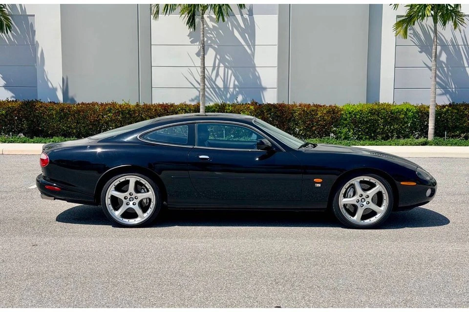 2003 Jaguar X100 XKR - Image 8 of 20