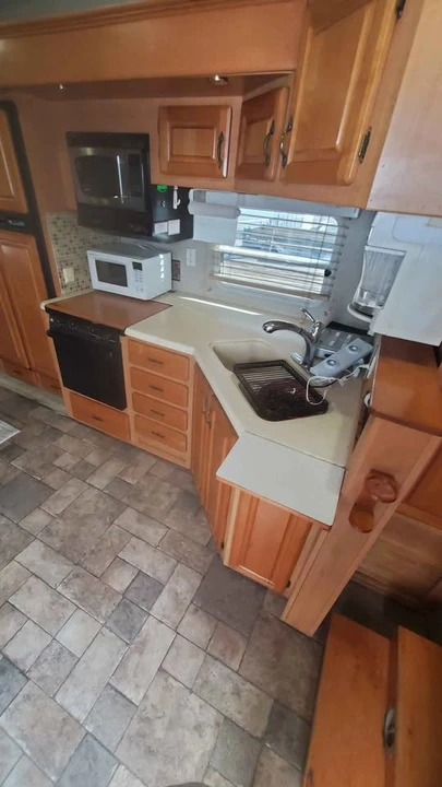 2003 Jayco Eagle - Image 4 of 7
