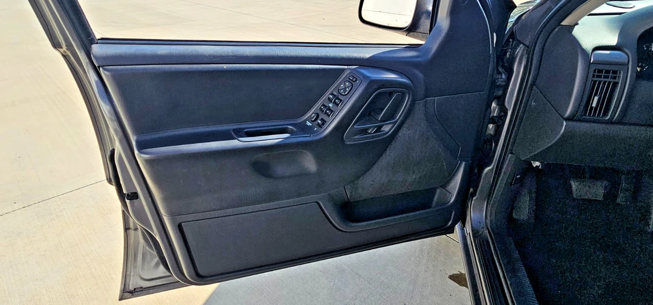 2003 Jeep WJ Grand Cherokee - Image 11 of 31