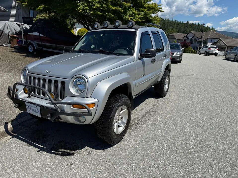 2003 Jeep KJ Liberty - Image 6 of 10