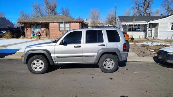 2003 Jeep KJ Liberty - Image 4 of 10