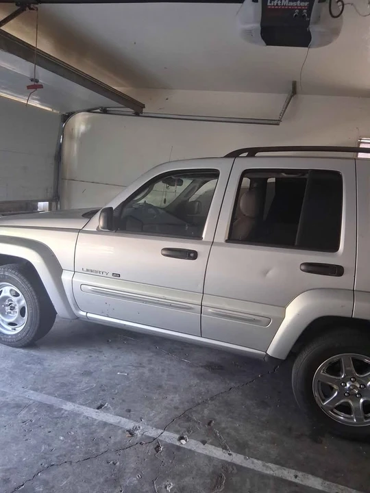 2003 Jeep KJ Liberty - Image 5 of 6