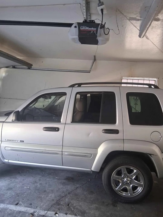 2003 Jeep KJ Liberty - Image 4 of 6