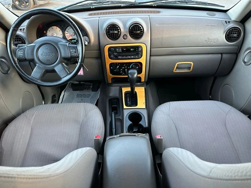 2003 Jeep KJ Liberty - Image 11 of 12