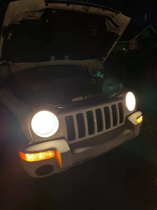 2003 Jeep KJ Liberty - Image 2 of 3