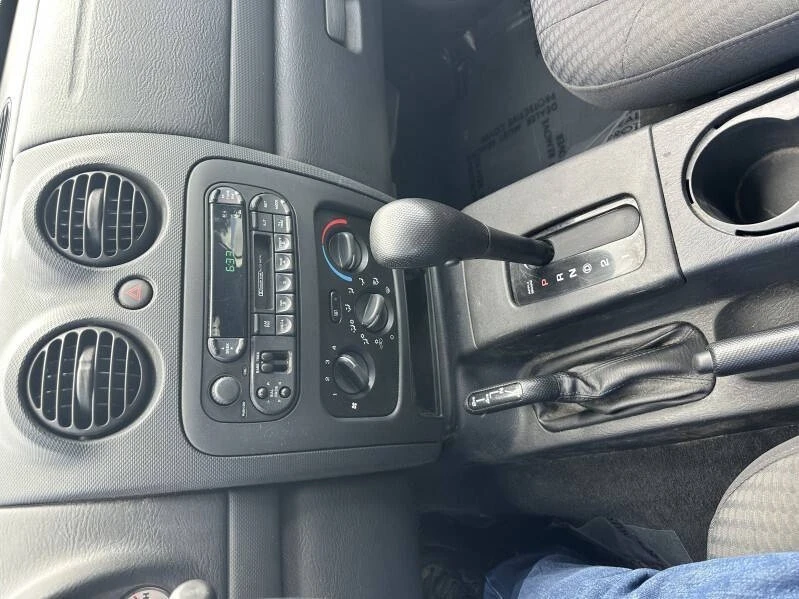 2003 Jeep KJ Liberty - Image 26 of 29