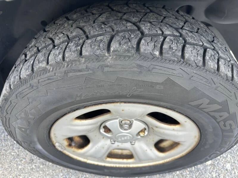 2003 Jeep KJ Liberty - Image 11 of 29