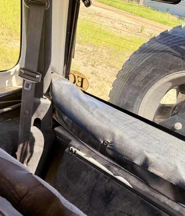 2003 Jeep TJ Wrangler - Image 5 of 9