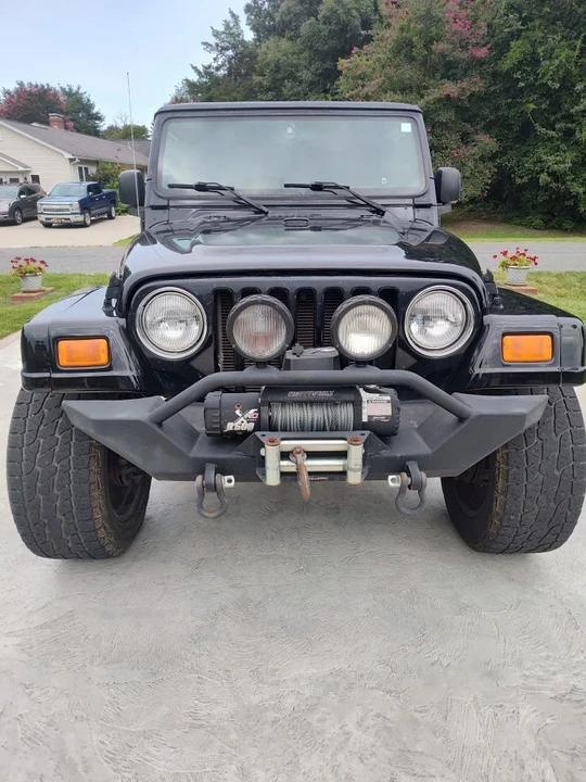 2003 Jeep TJ Wrangler - Image 2 of 8
