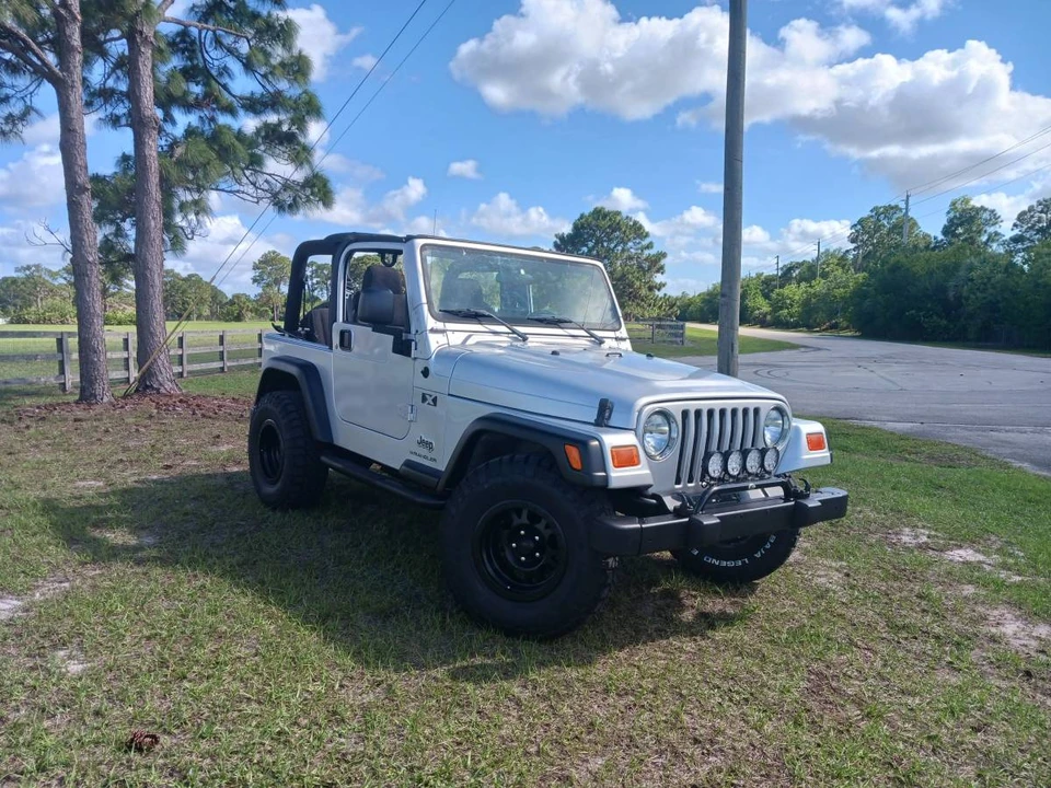 2003 Jeep TJ Wrangler - Image 4 of 11