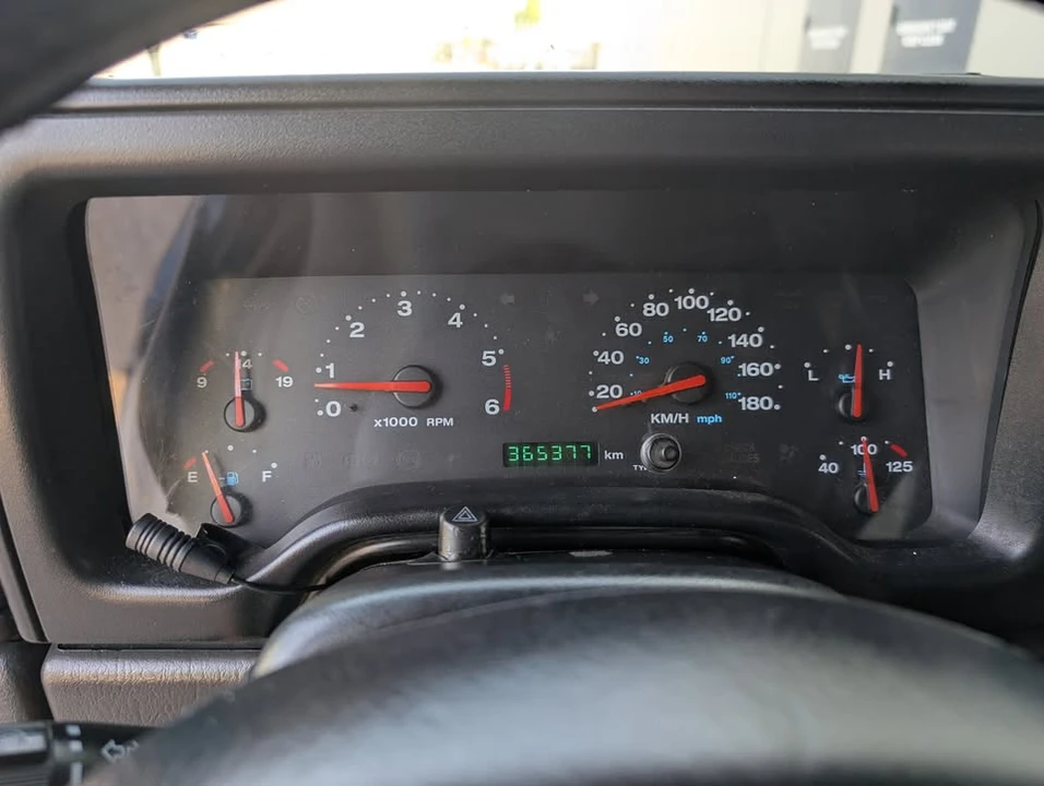 2003 Jeep TJ Wrangler - Image 9 of 10