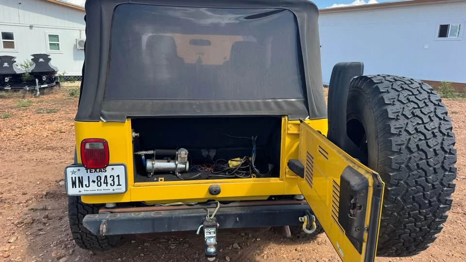 2003 Jeep TJ Wrangler - Image 12 of 13