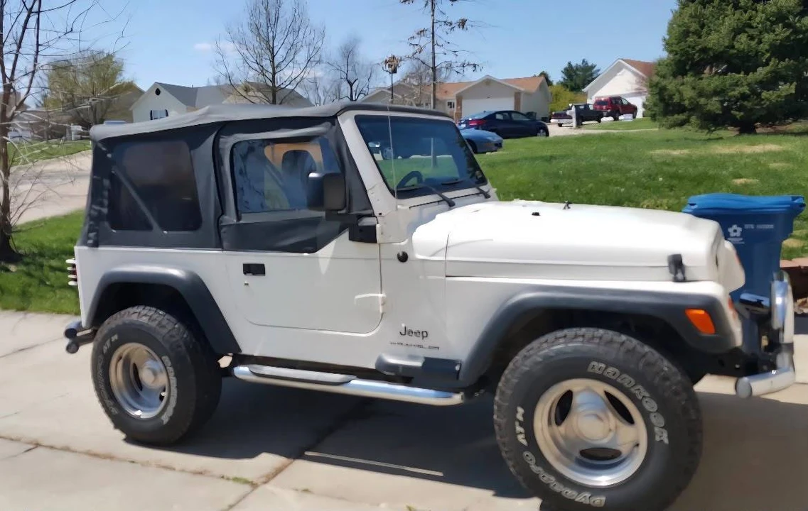 2003 Jeep TJ Wrangler - Image 16 of 17