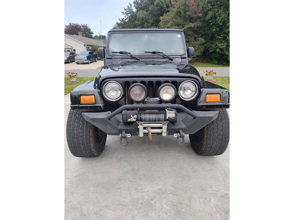 2003 Jeep TJ Wrangler - Image 2 of 8