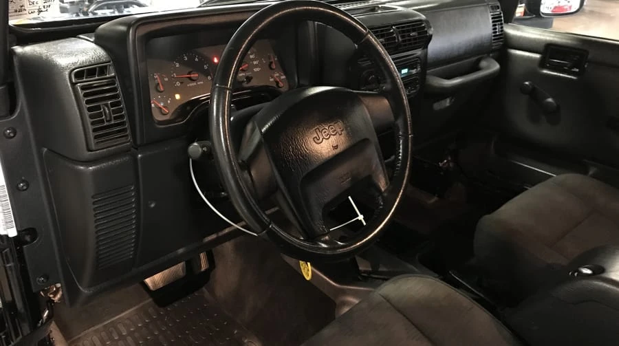 2003 Jeep TJ Wrangler - Image 4 of 5