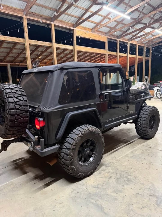 2003 Jeep TJ Wrangler - Image 3 of 3