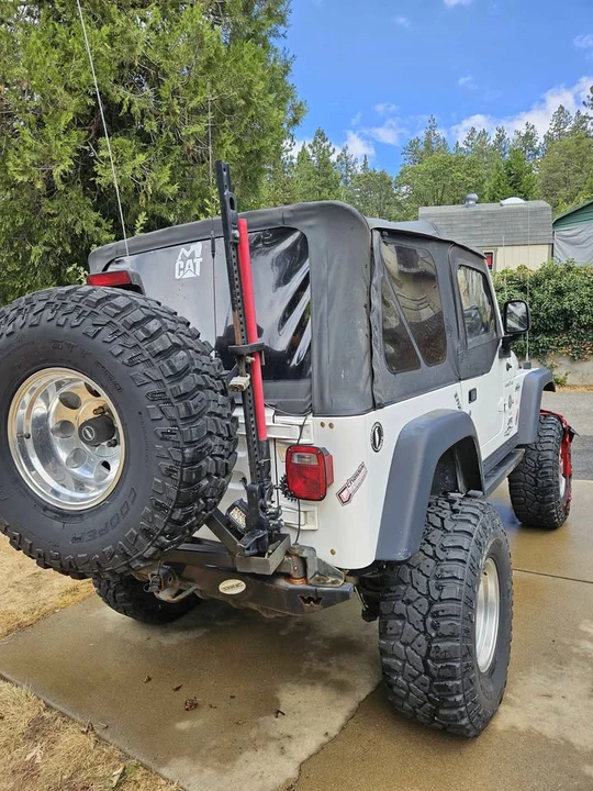 2003 Jeep TJ Wrangler - Image 2 of 4