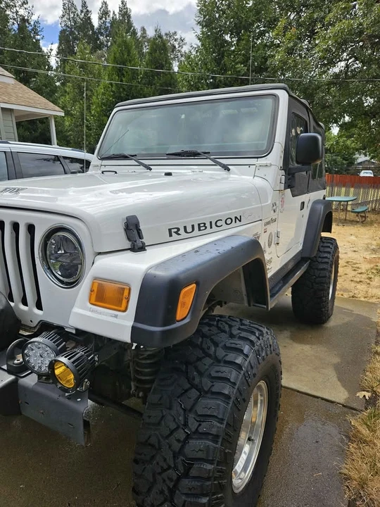 2003 Jeep TJ Wrangler - Image 3 of 4