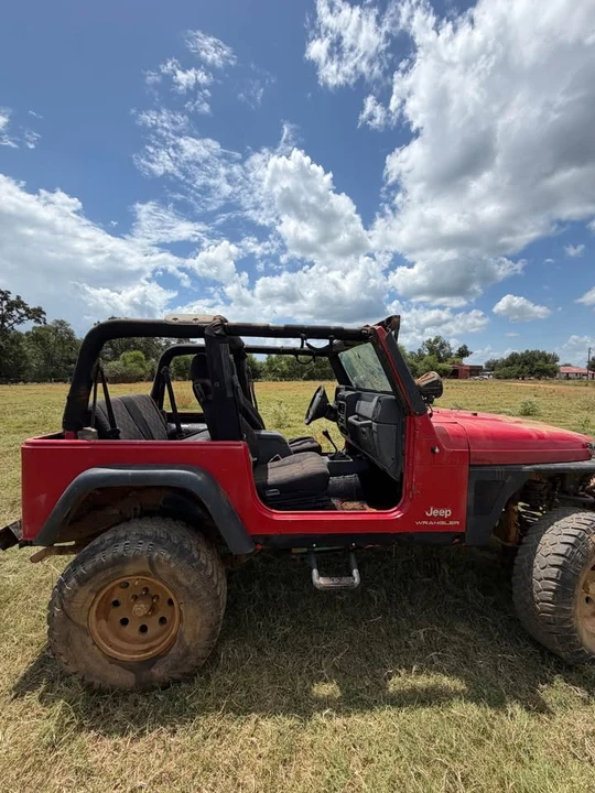 2003 Jeep TJ Wrangler - Image 14 of 16