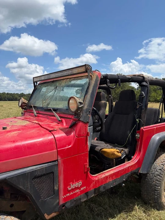 2003 Jeep TJ Wrangler - Image 2 of 16