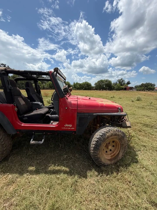 2003 Jeep TJ Wrangler - Image 15 of 16