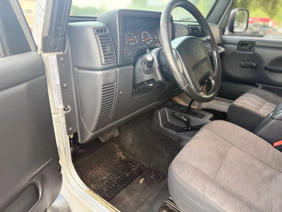 2003 Jeep TJ Wrangler - Image 9 of 17