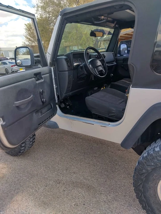 2003 Jeep TJ Wrangler - Image 2 of 5