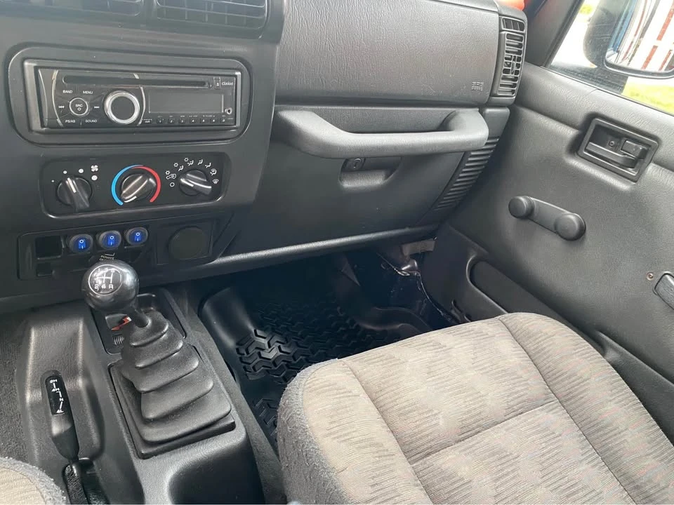 2003 Jeep TJ Wrangler - Image 19 of 20