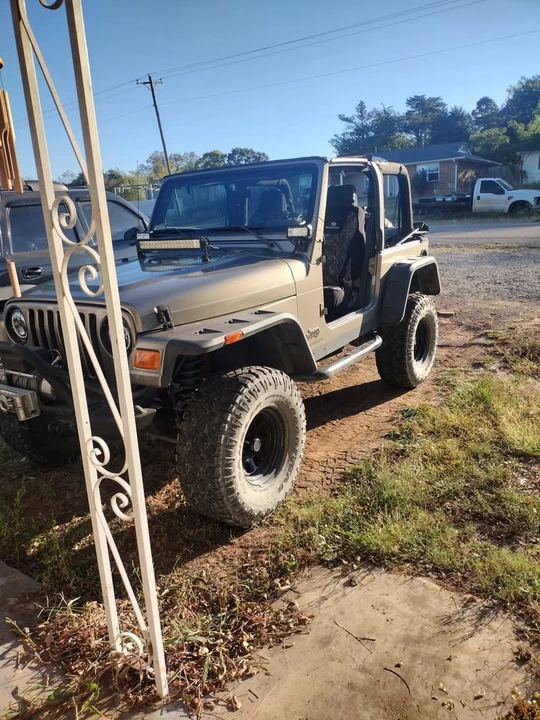 2003 Jeep TJ Wrangler - Image 2 of 6