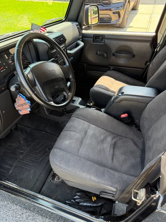 2003 Jeep TJ Wrangler - Image 2 of 6