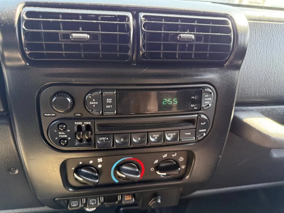 2003 Jeep TJ Wrangler - Image 17 of 20