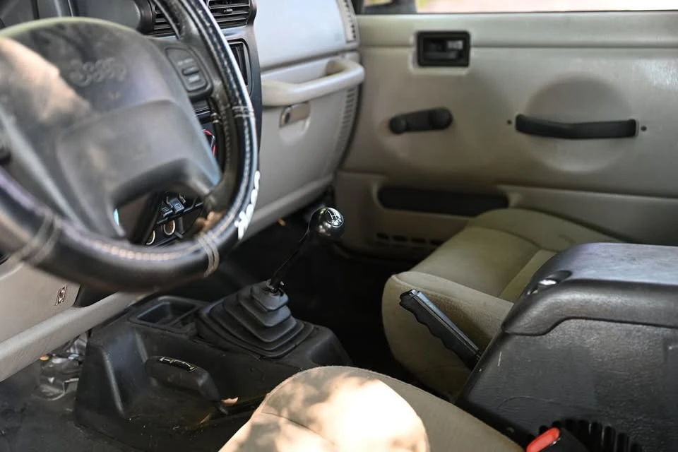 2003 Jeep TJ Wrangler - Image 17 of 20