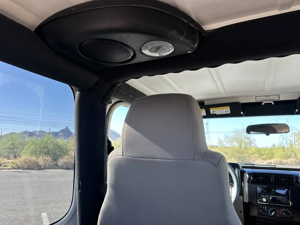 2003 Jeep TJ Wrangler - Image 9 of 24
