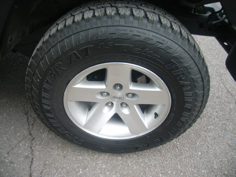 2003 Jeep TJ Wrangler - Image 19 of 28