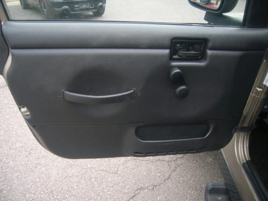 2003 Jeep TJ Wrangler - Image 25 of 28