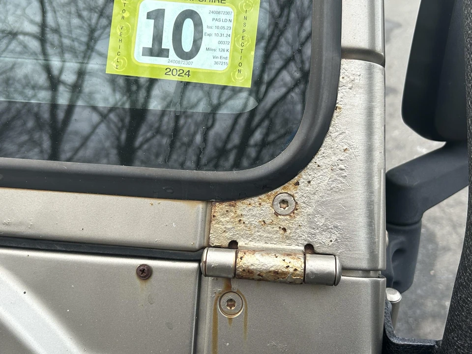 2003 Jeep TJ Wrangler - Image 25 of 31
