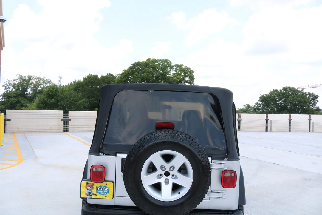2003 Jeep TJ Wrangler - Image 29 of 31