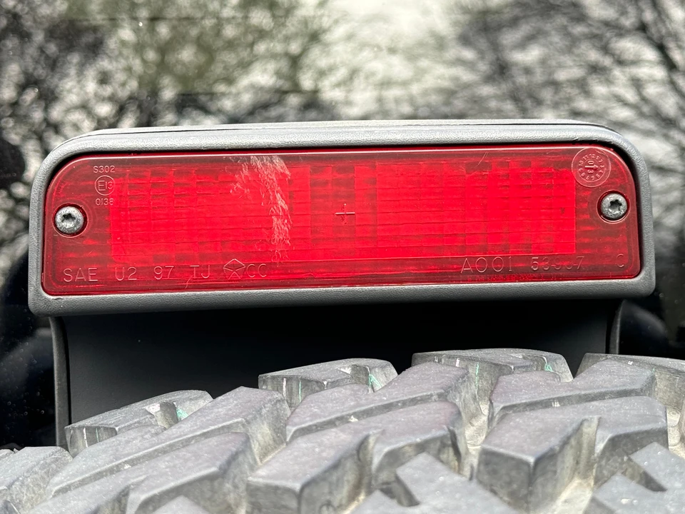 2003 Jeep TJ Wrangler - Image 28 of 31
